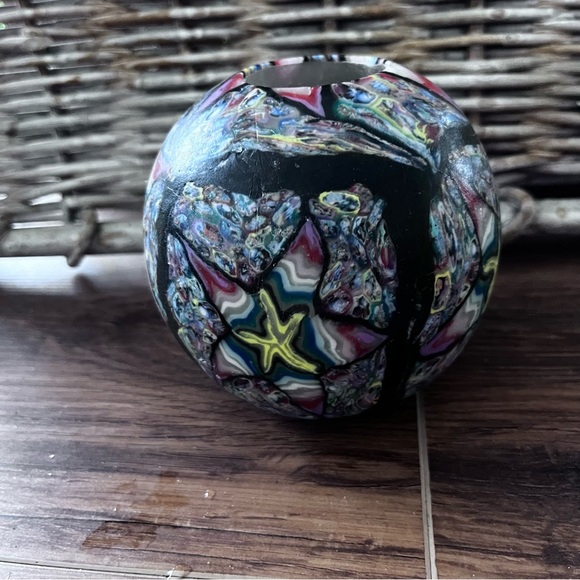 illuminating candle company Other - ILLuminating candle company round candle when lite looks like stained glass